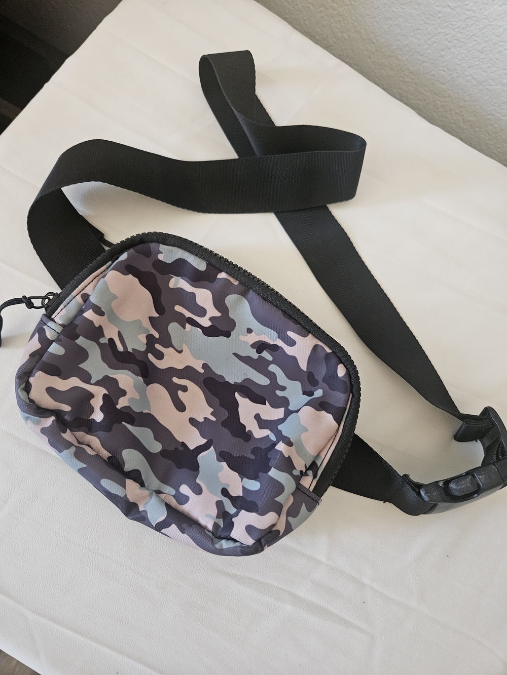 Camouflage Crossbody Waist Bag - Pink & Gray